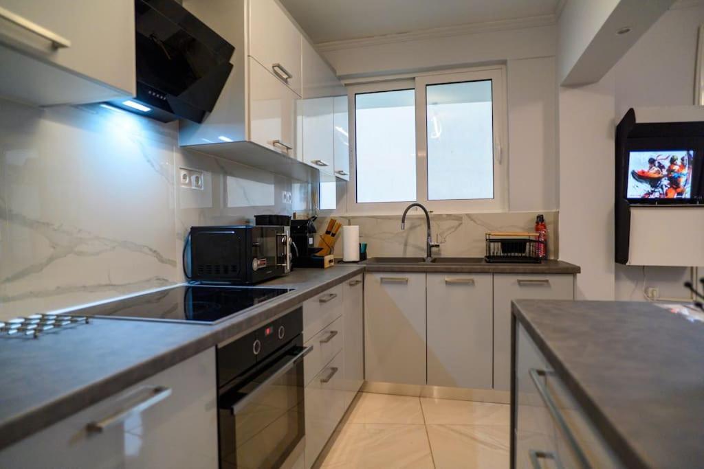 Apartamento Fresh Spicy 1Bd Amusement Arcade Atenas Exterior foto